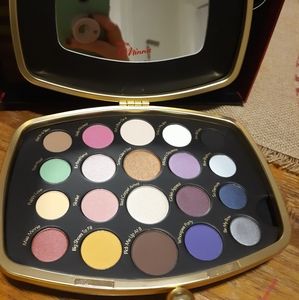 Sephora Minnie Mouse Eyeshadow Palette